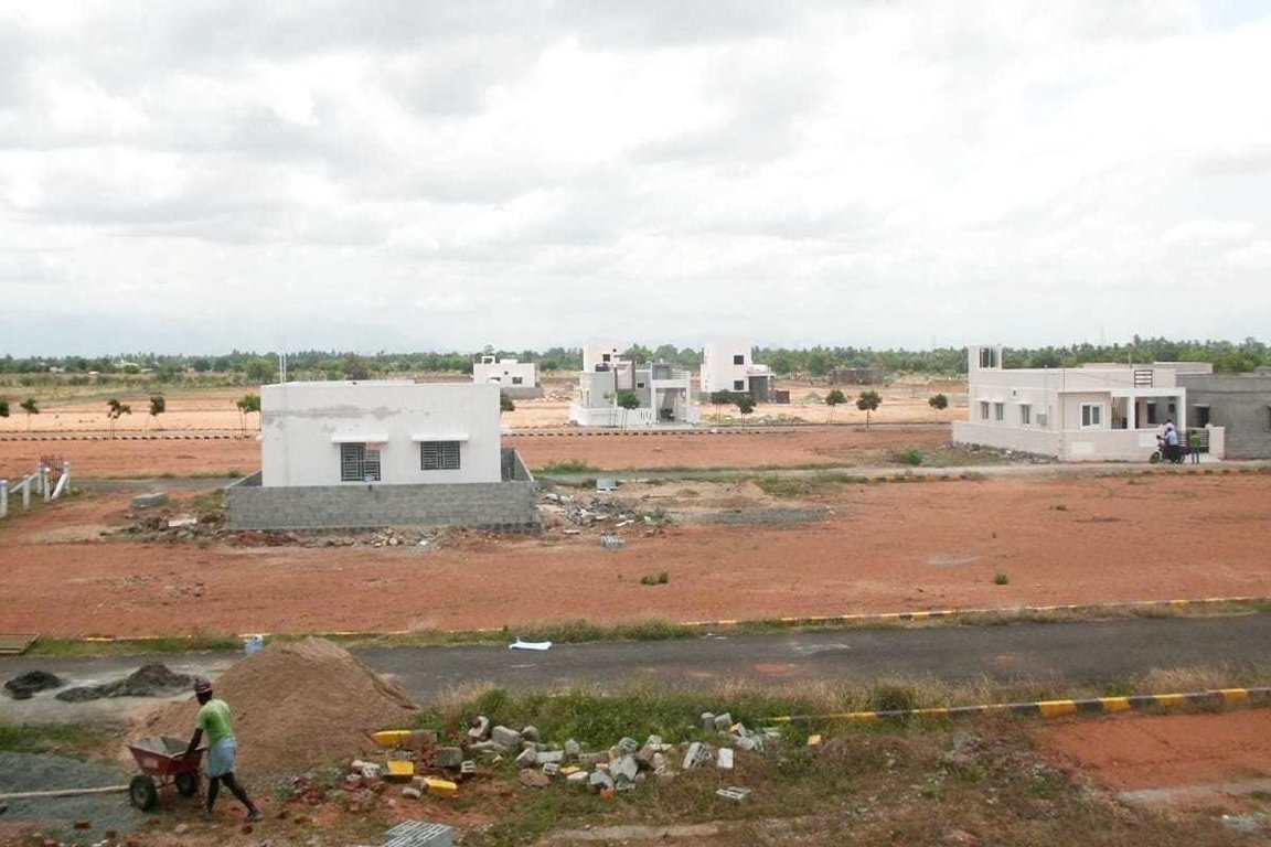 nachathra garden phase 12 Plot