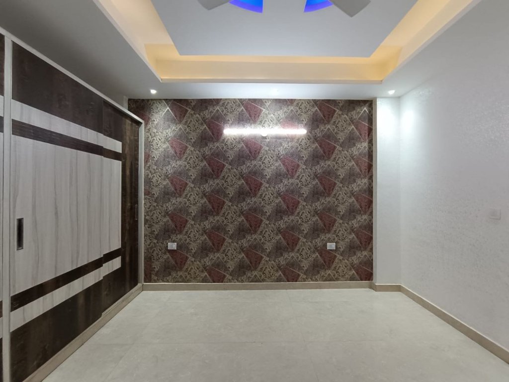 smart builder floor Bedroom