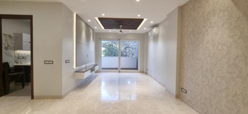  ultra-premium-floors Living Area