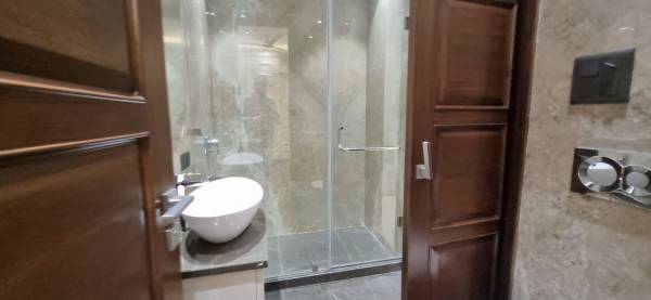  ultra-luxurious-floors Bathroom