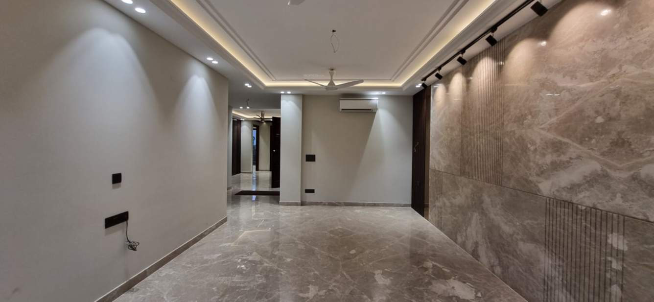  ultra luxurious floors Living Area