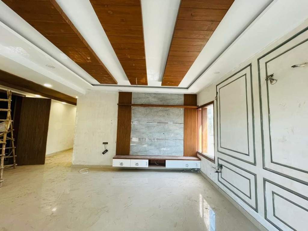  ghar diamond floors 3200 sq ft Bedroom