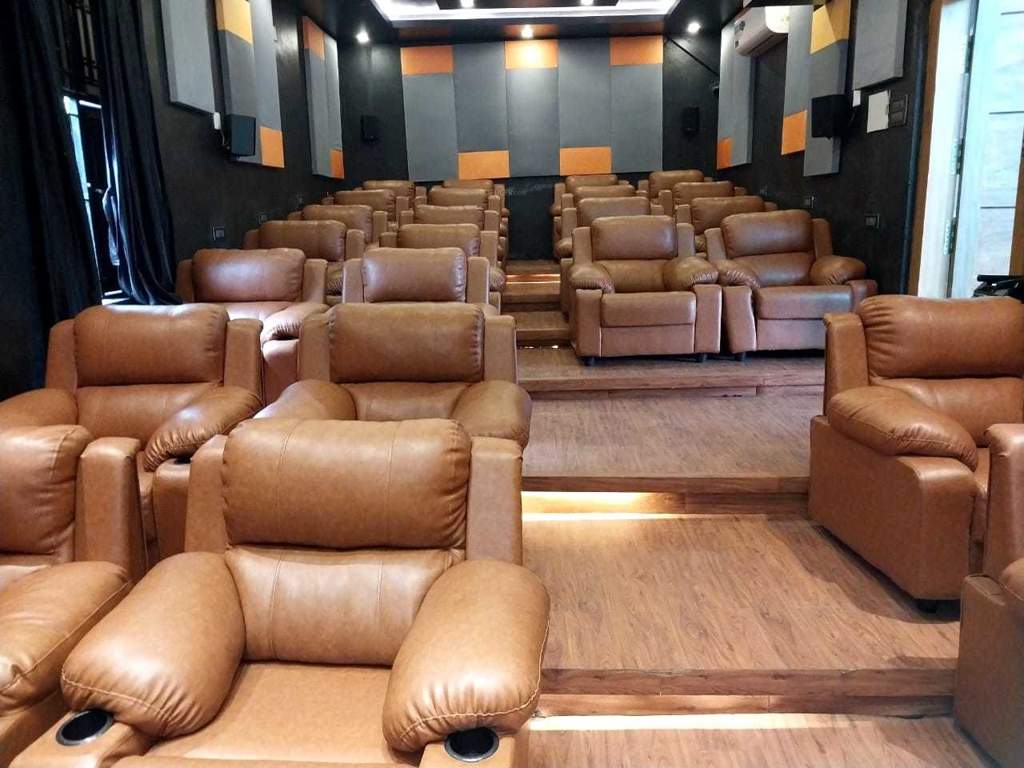  royal villas Amphitheater