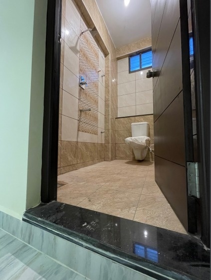  ayyan advith Bathroom