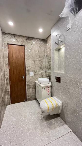  landbase-luxury-floors-6 Bathroom