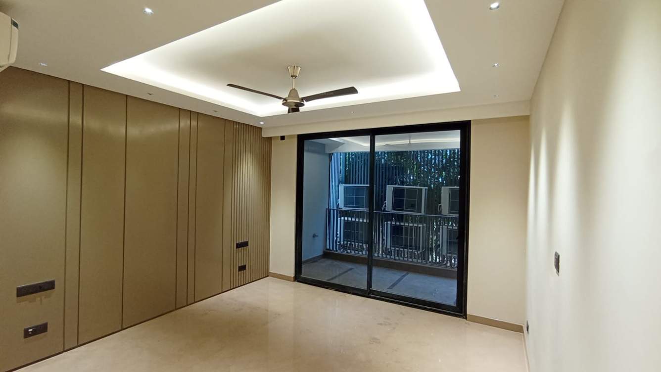  luxury builder floor lov kush 418 Living Area