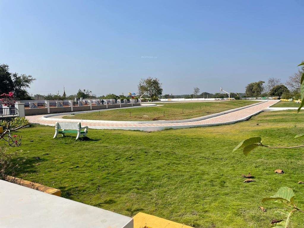  eastern meadows Others