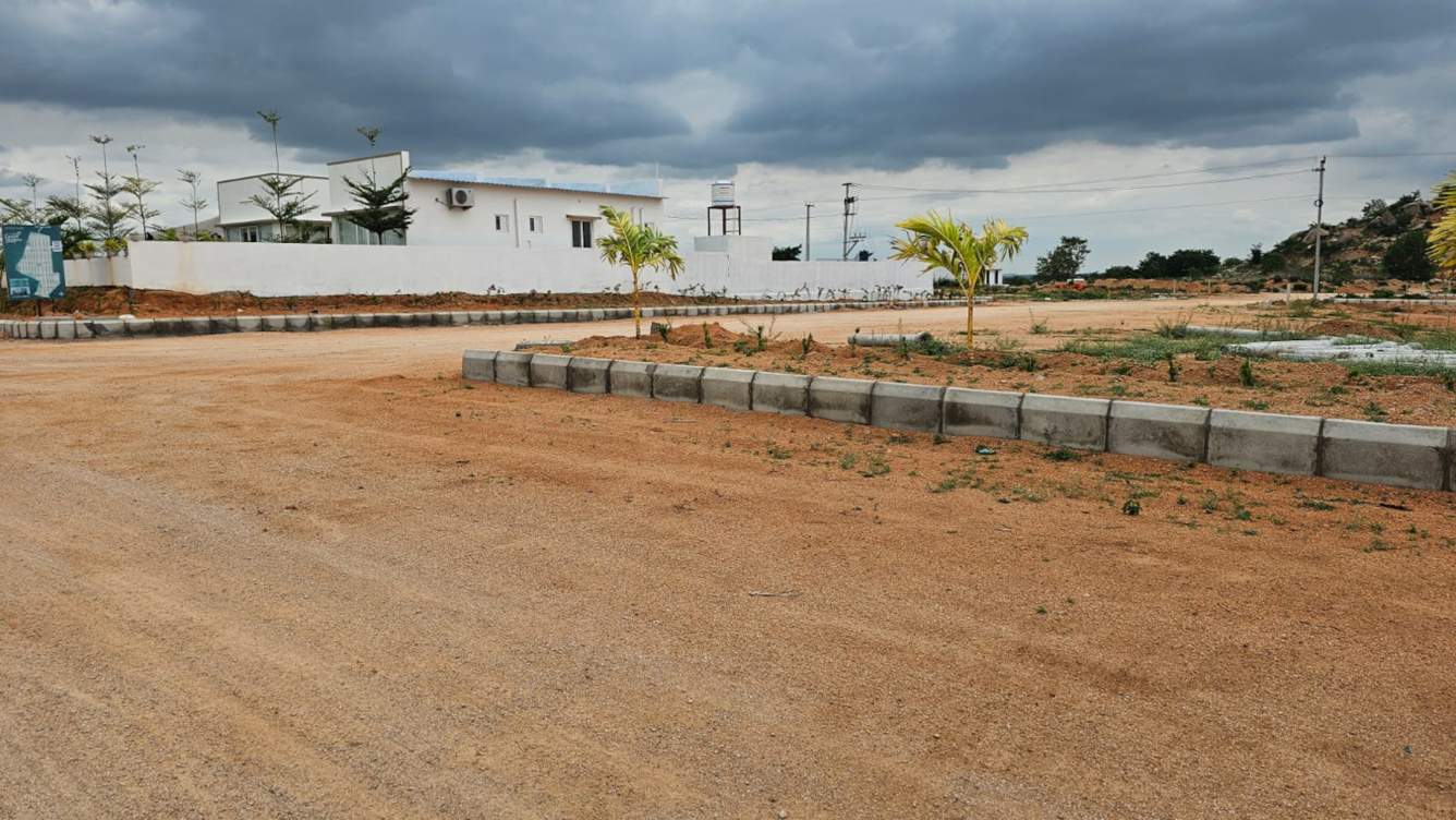  nishija akshita eastern meadows Plot