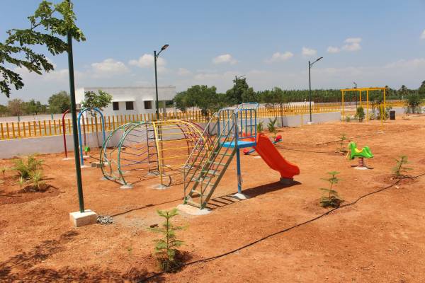  the-garden-city Plot