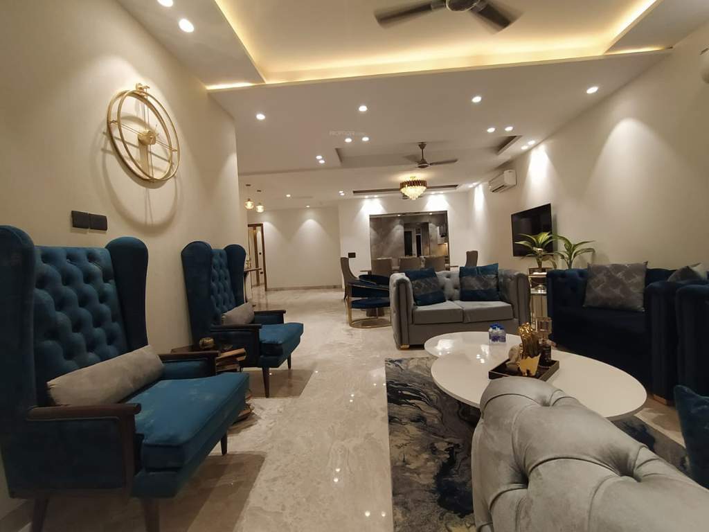  4bhk emrald hills floors Living Area