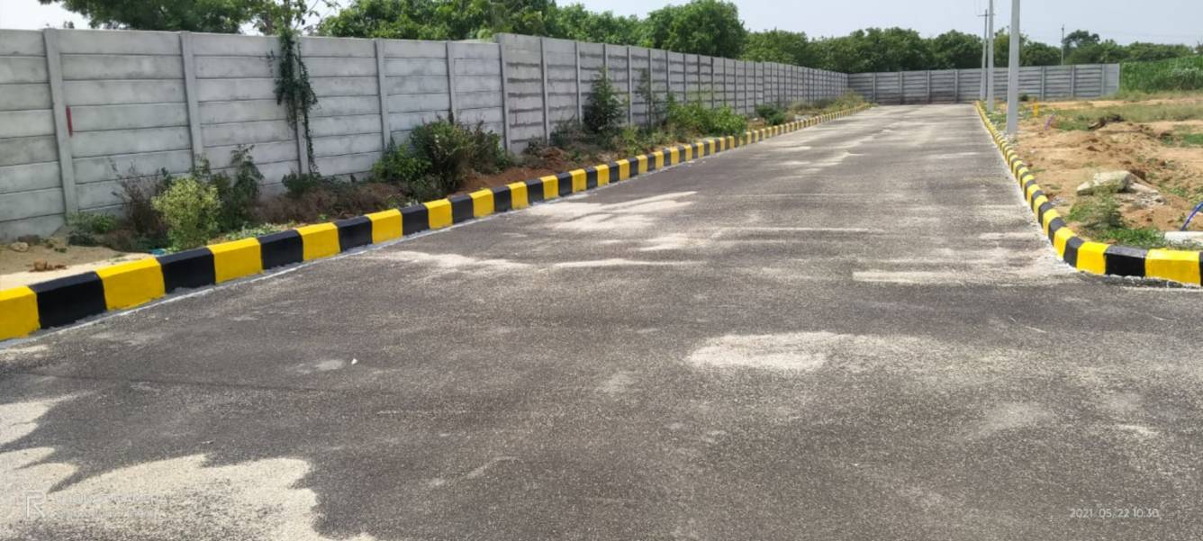  meadows Internal Roads