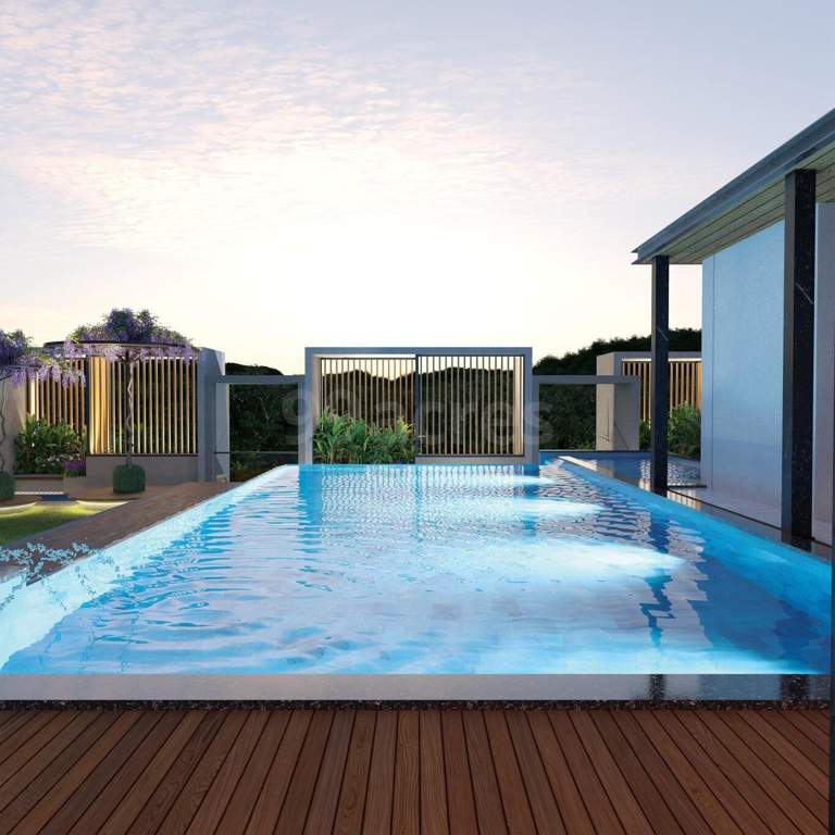  luxe Swimming Pool