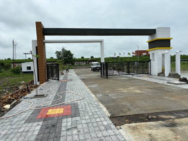 Plot nivaasa-retreat Plot