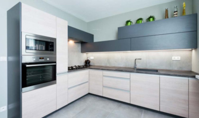  19 degree north Kitchen