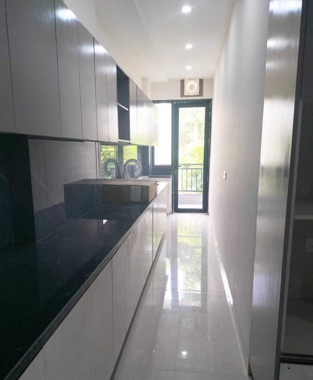  door luxury builder floor 6 Kitchen