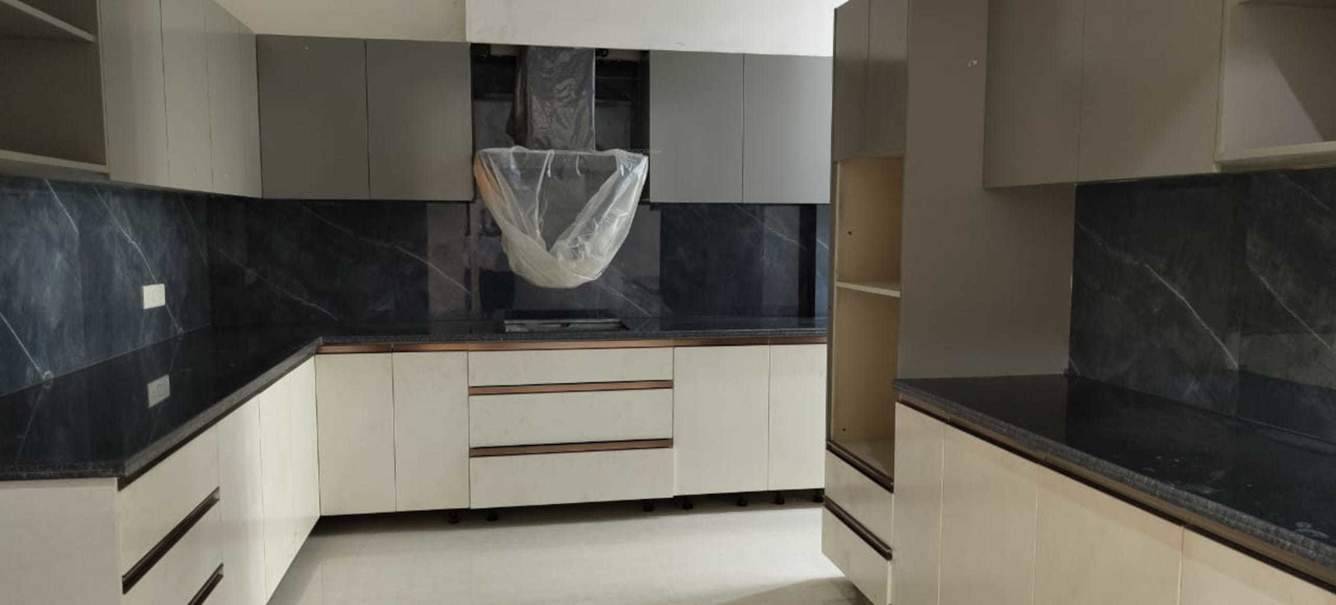  door luxury builder floor 6 Kitchen