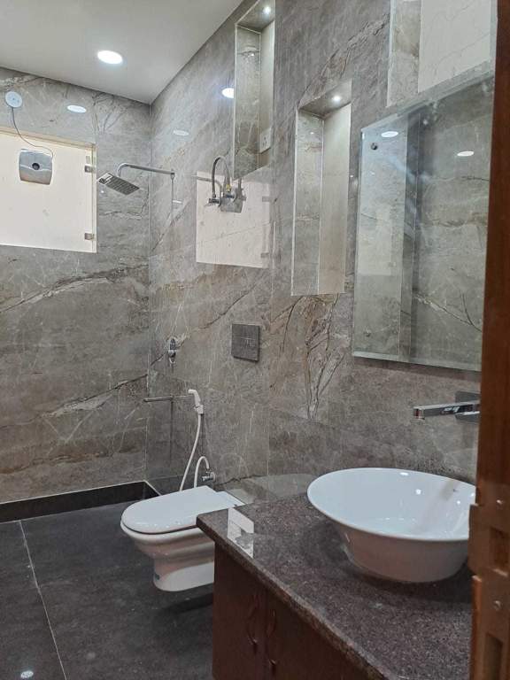  capital home ultra luxury floors Bathroom