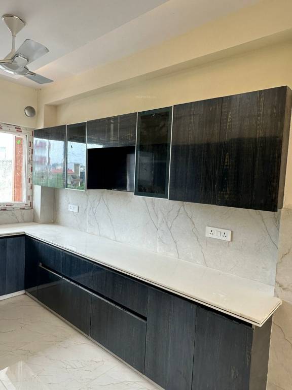  richlook elegant floor Living Area