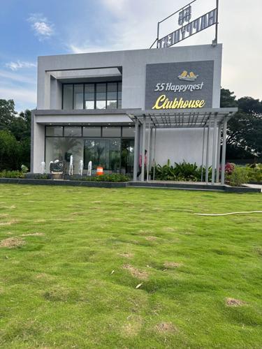  55-happynest Club House