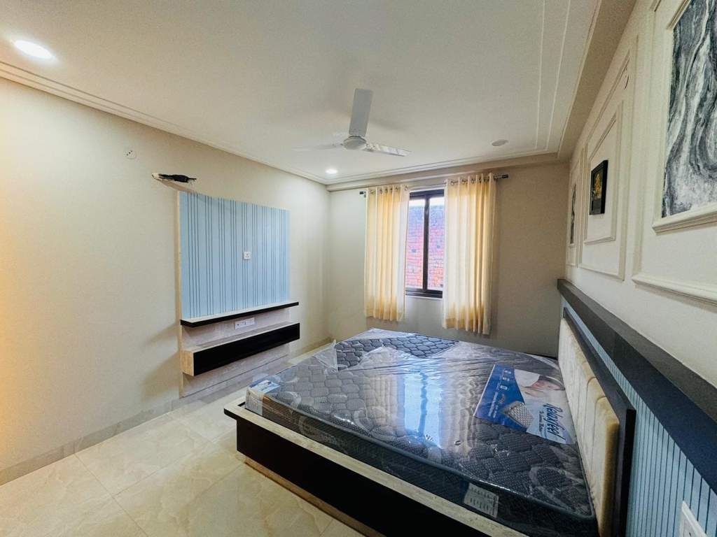  the landmark Bedroom