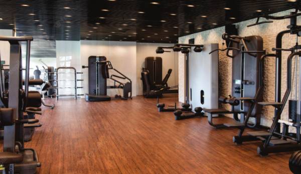  silver-oaks Gymnasium