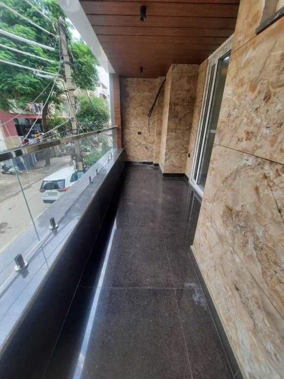  pj right move estate buildwell Balcony