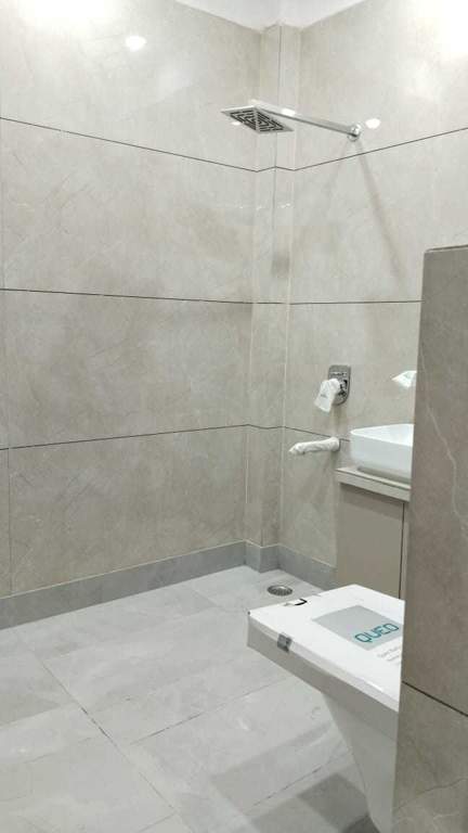  pj right move estate buildwell Bathroom