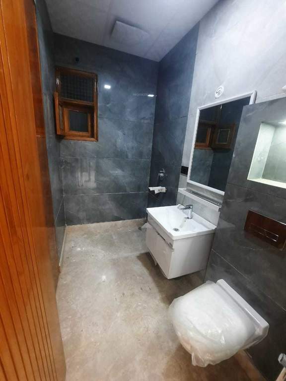  pj right move estate buildwell Bathroom