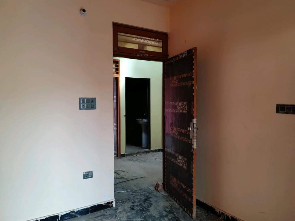  delhi police Living Area