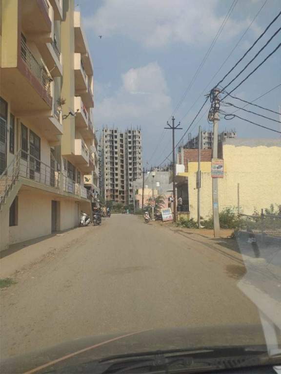  new mansarovar park Internal Roads