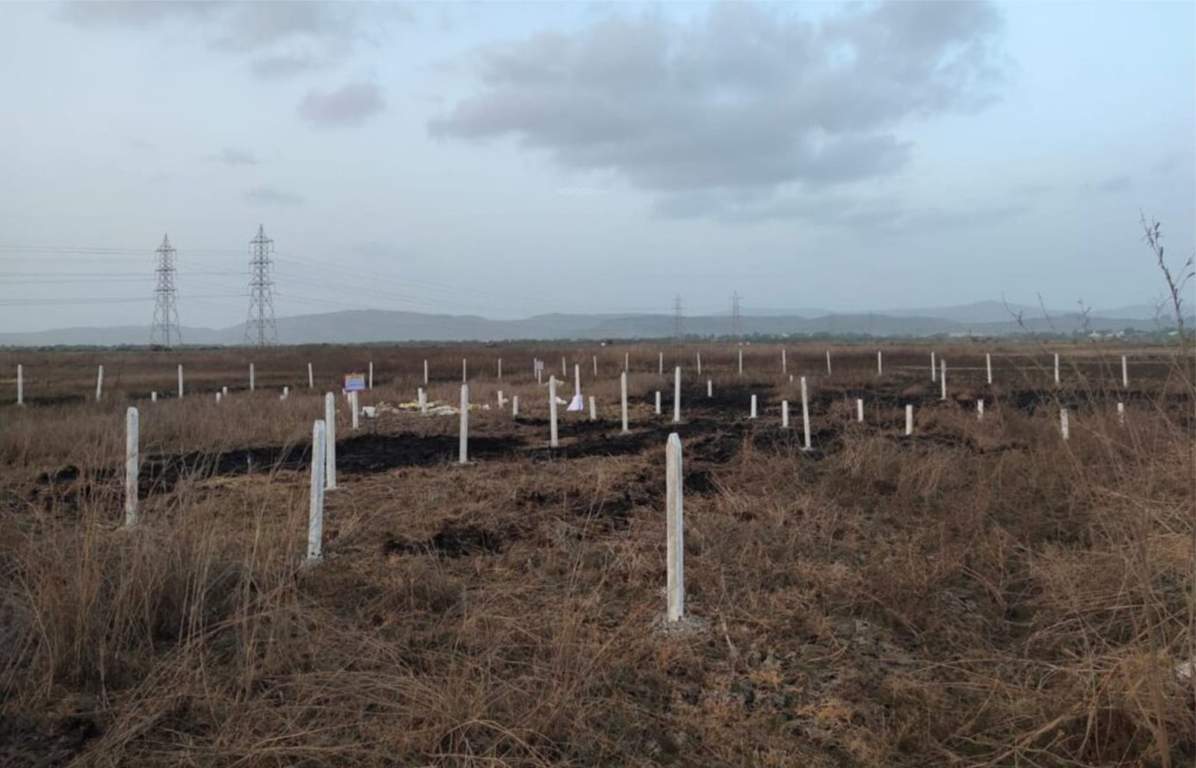  plot guru in dronagiri Plot