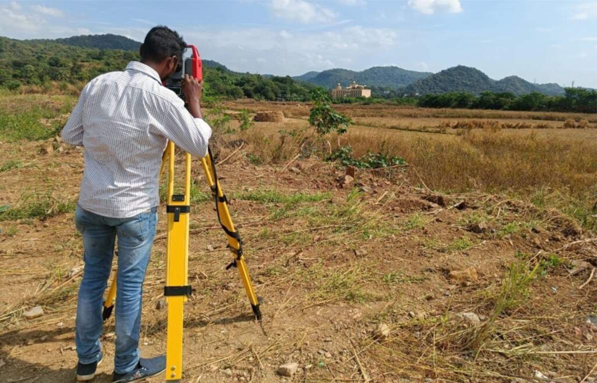  guru in belondekhar Plot