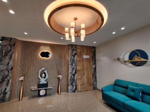  bhakti-park-b-wing Waiting Lounge