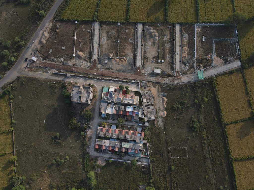  galaxy park Plot