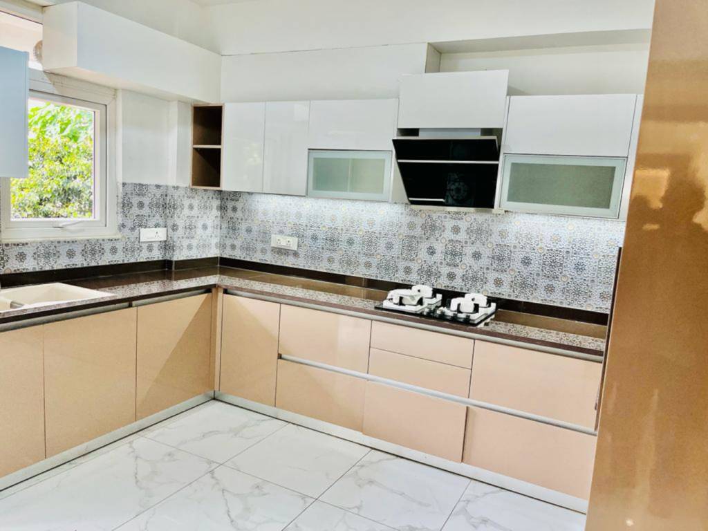  luxury builder floors 20 Kitchen