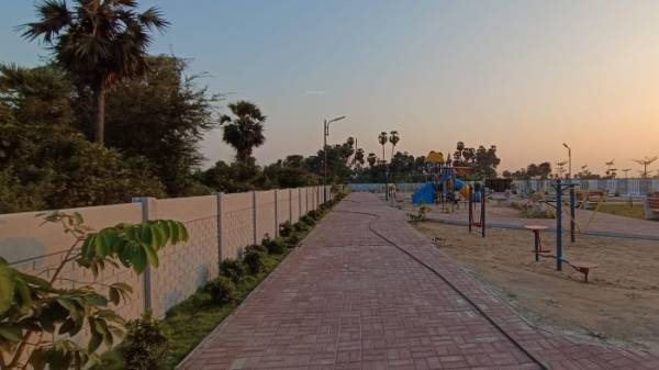 amenities of Crystal Crown