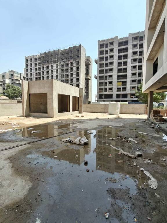  aura parisar Block A Construction Status June 25