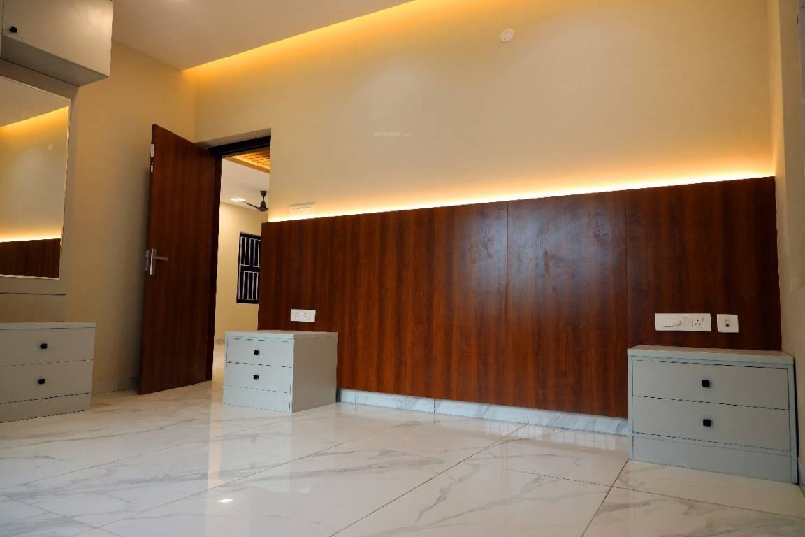 Patteeswarar Paradise Magizham