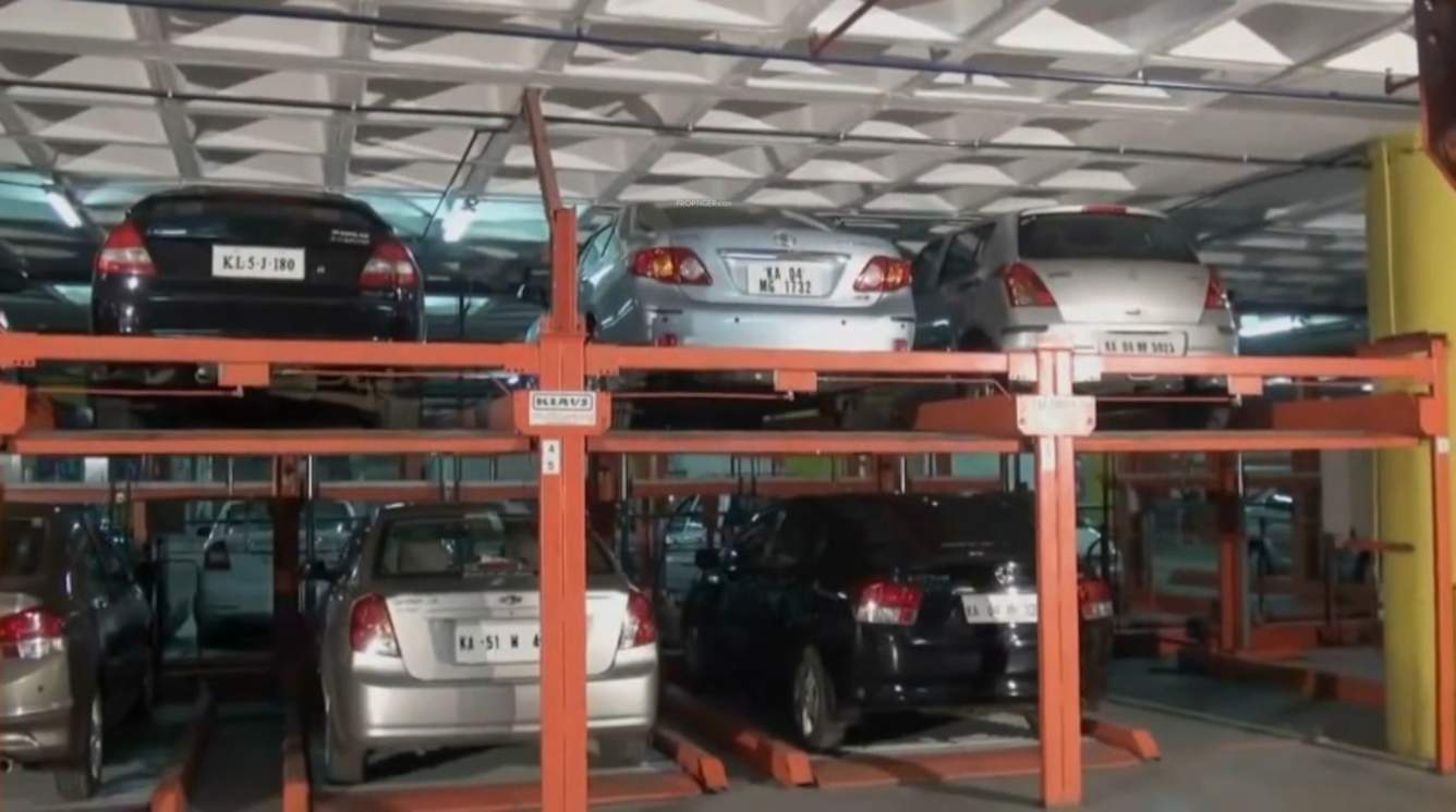  10 biz park Car Parking