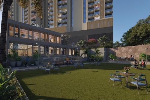 Party Lawn elina-luxe-tower-g-and-h Party Lawn