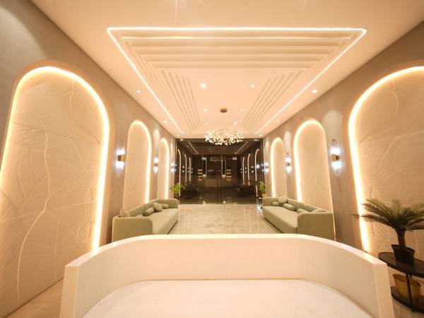  tiara Entrance Lobby