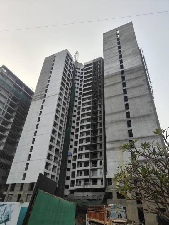 Space Residence II Building No 4 A