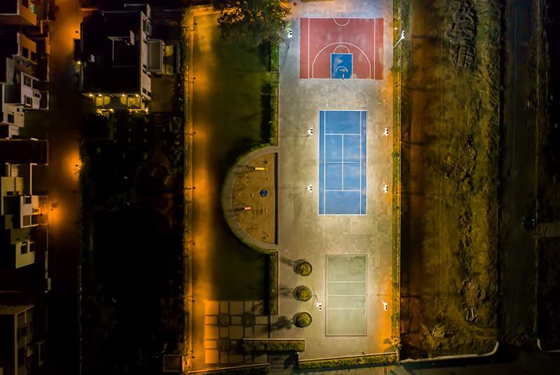  villas Basketball Court