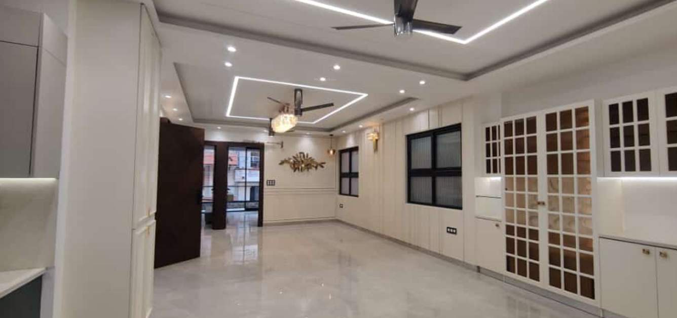 big vaishali floor Living Area