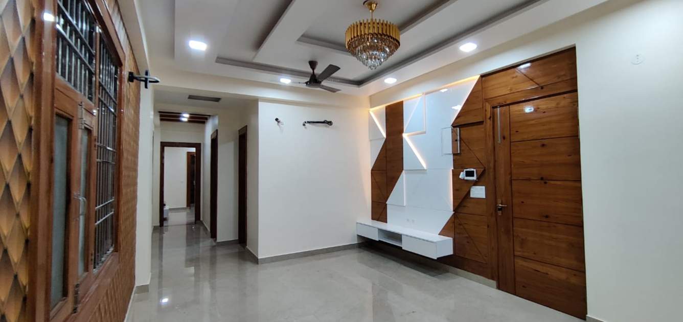 big vaishali floor Living Area