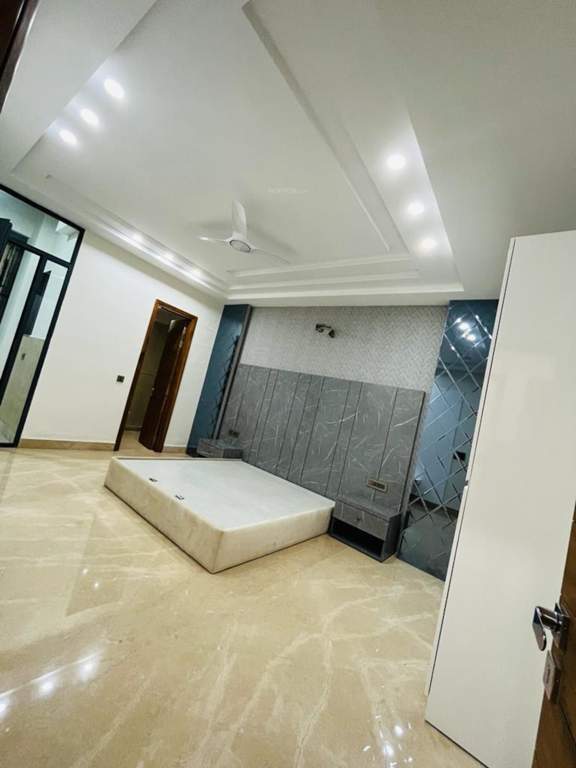  independent luxurious floor Bedroom