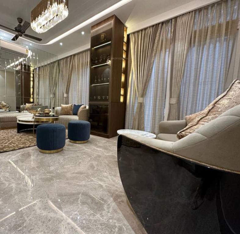  independent luxurious floor Living Area