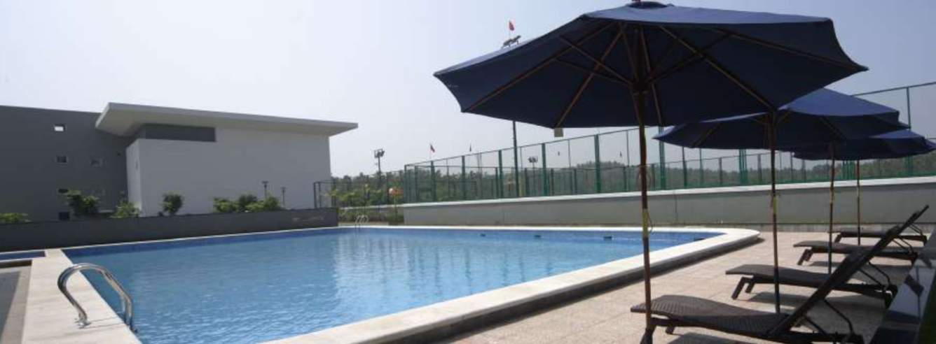 neopolis phase 3 w 1 2 10 and 11 Swimming Pool