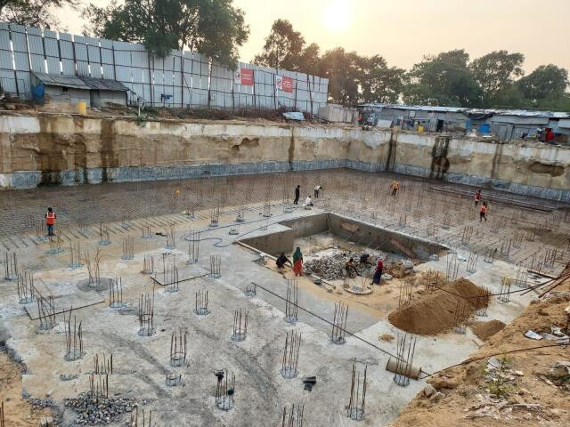 dions skywalk Block E Construction Status Apr 24