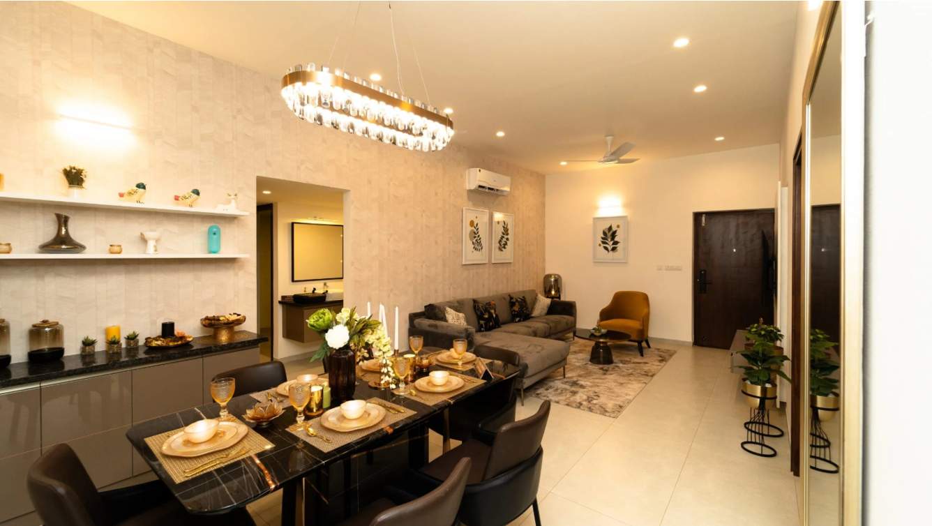  flamingo Dining Area